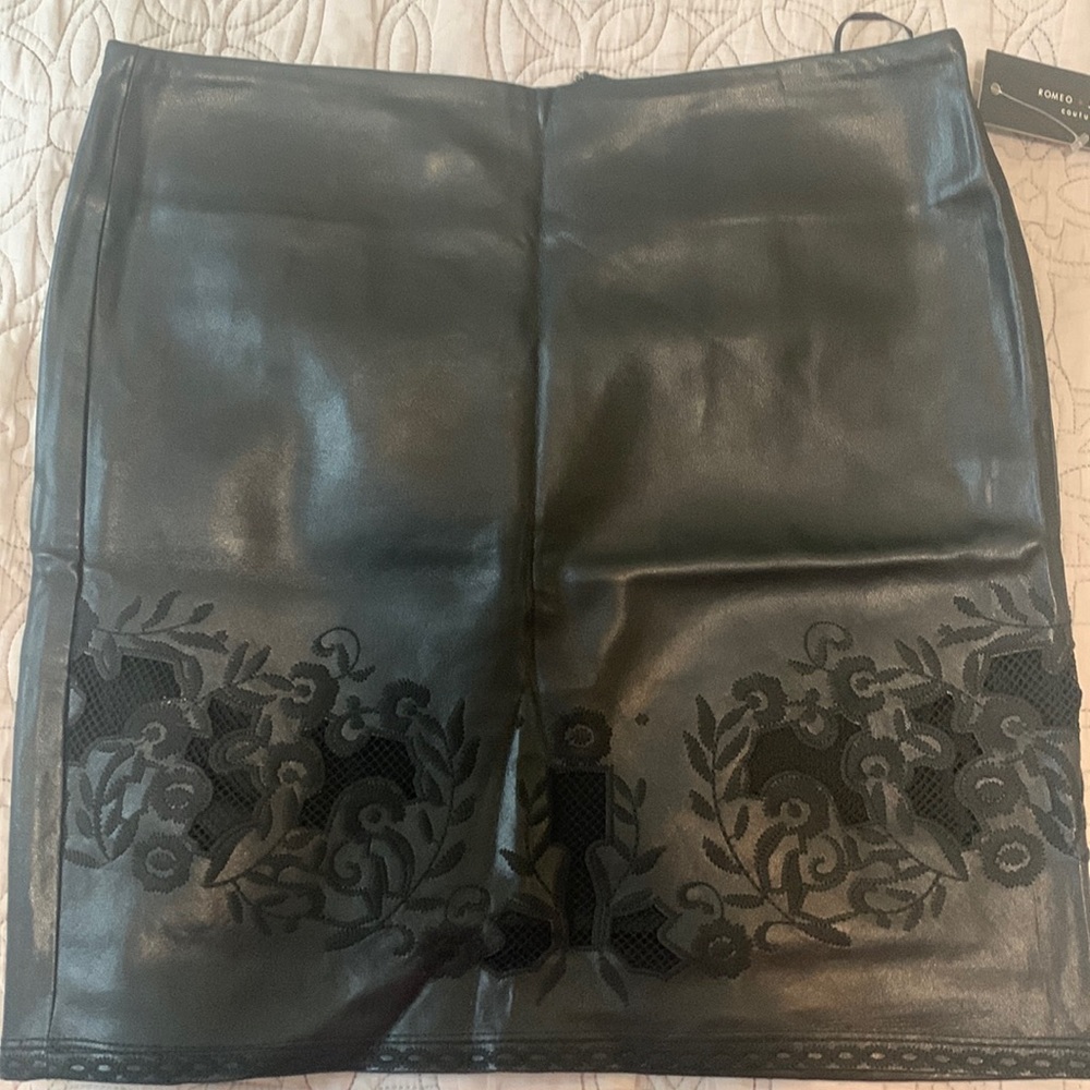 Romeo and Juliet couture faux leather mini skirt